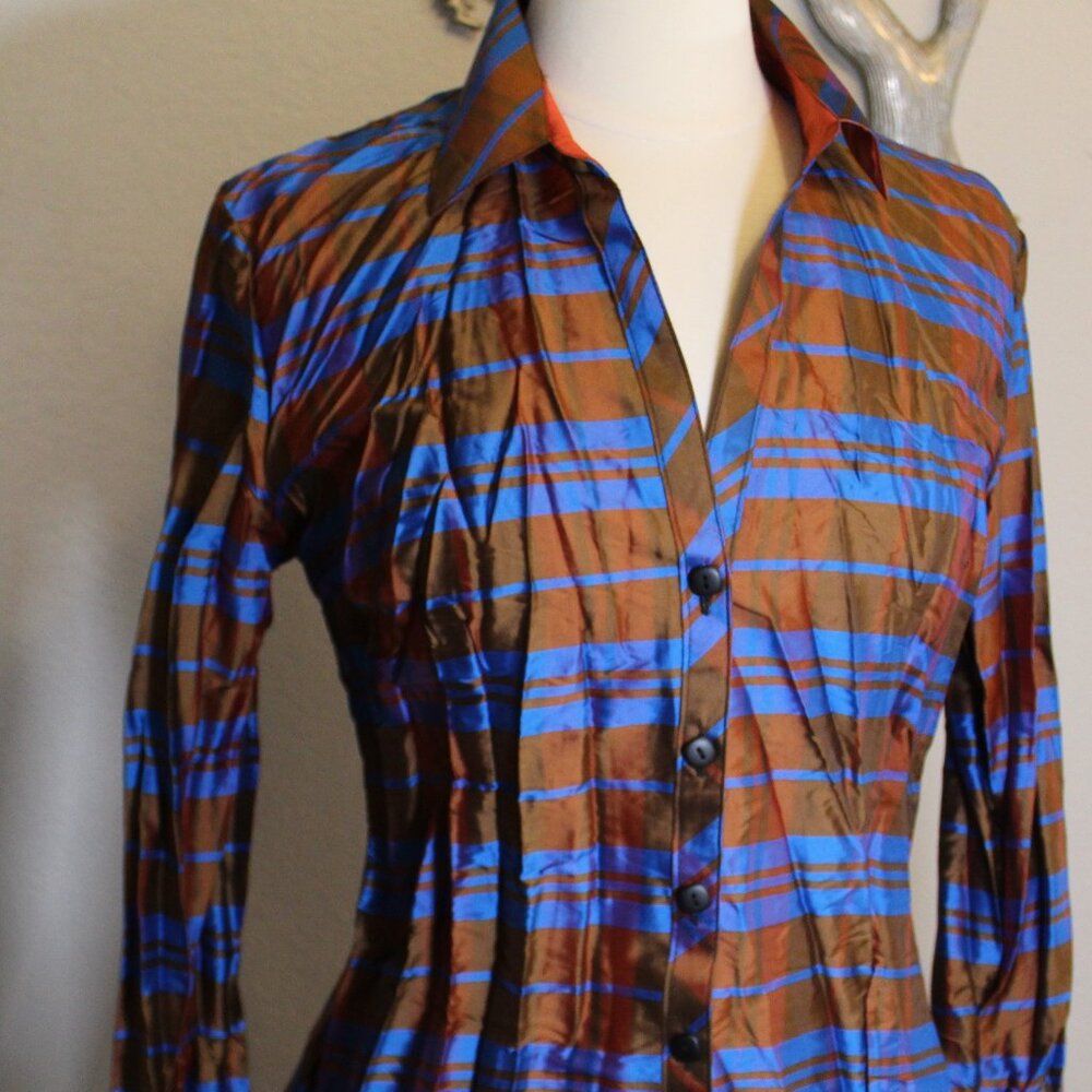 Beluva San Francisco Womens Med.  Button Up Long Sleeve Blue Plaid Pleated Shirt